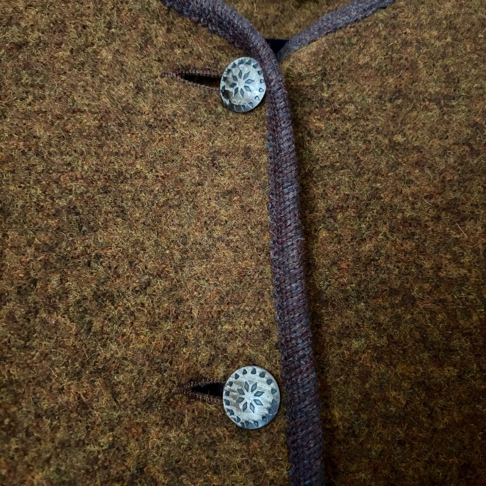 Vintage L.L. Bean 100% Wool Shirt Jacket / Sweater Blazer in Rich Camel Brown - Picture 3 of 6